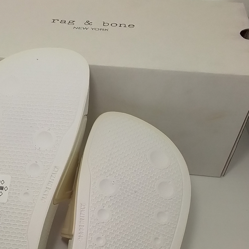 NEW Rag & Bone White Pool Slides - Picture 13 of 16